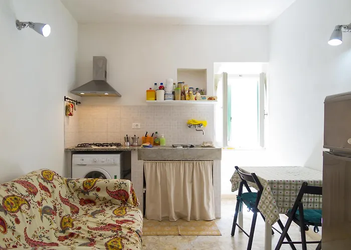 Dietro L'angolo Portoferraio